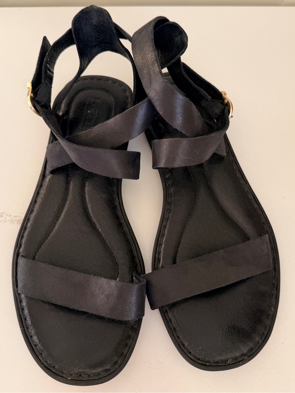 Børn Black Leather Strappy Flat Sandals Women’s Size 8M